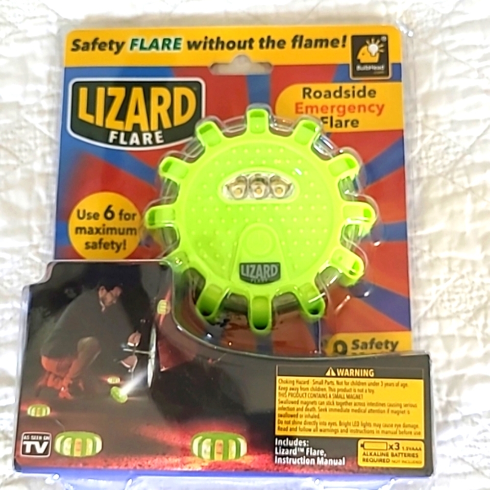 NWT Lizard Flare emergency roadside safety light